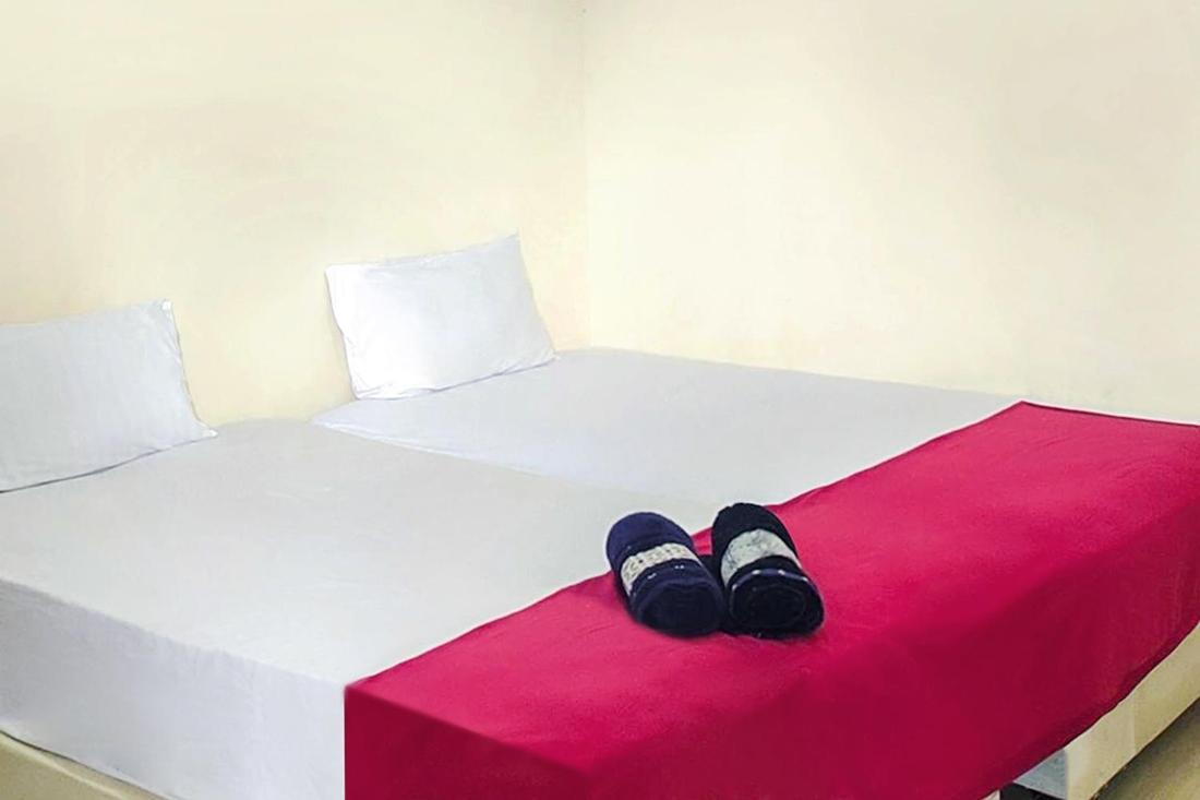 Fabel Homestay Palembang Exterior foto