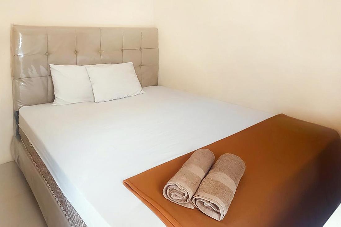 Fabel Homestay Palembang Exterior foto